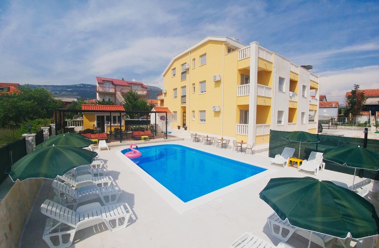 Villa Iva-Dom Kastela Exterior photo